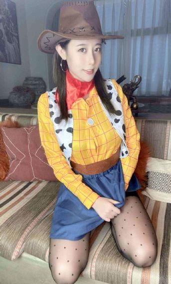 只摸一分钟也可以_BD英语免费电视剧